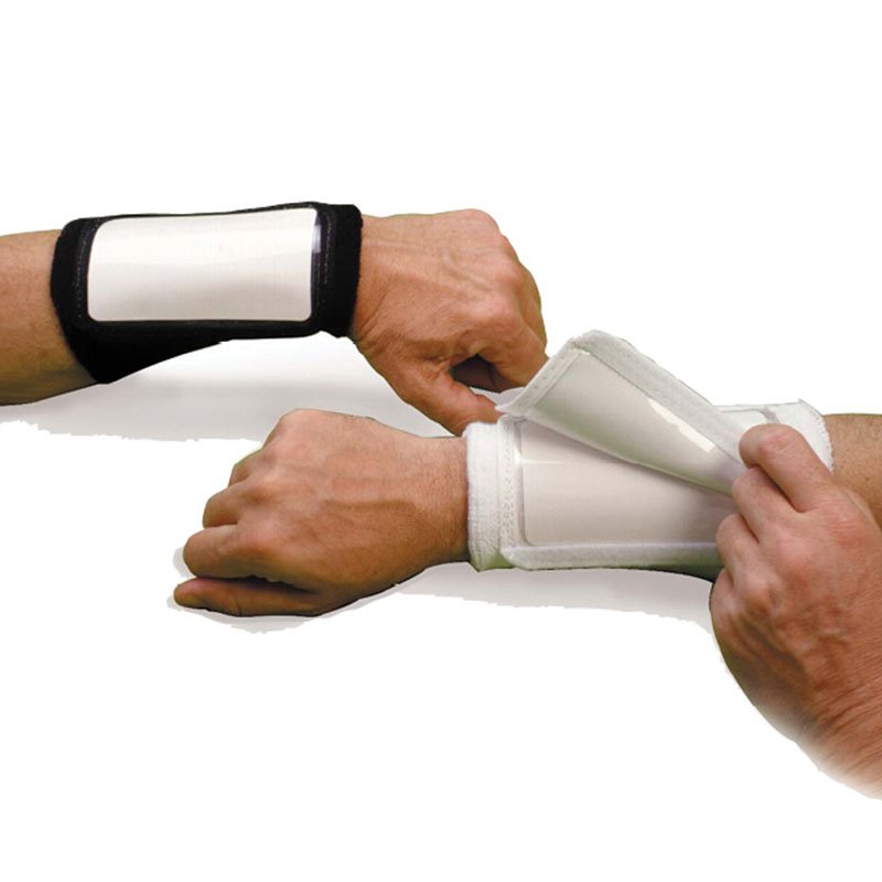 QB PLAYHOLDERS Rae Crowther