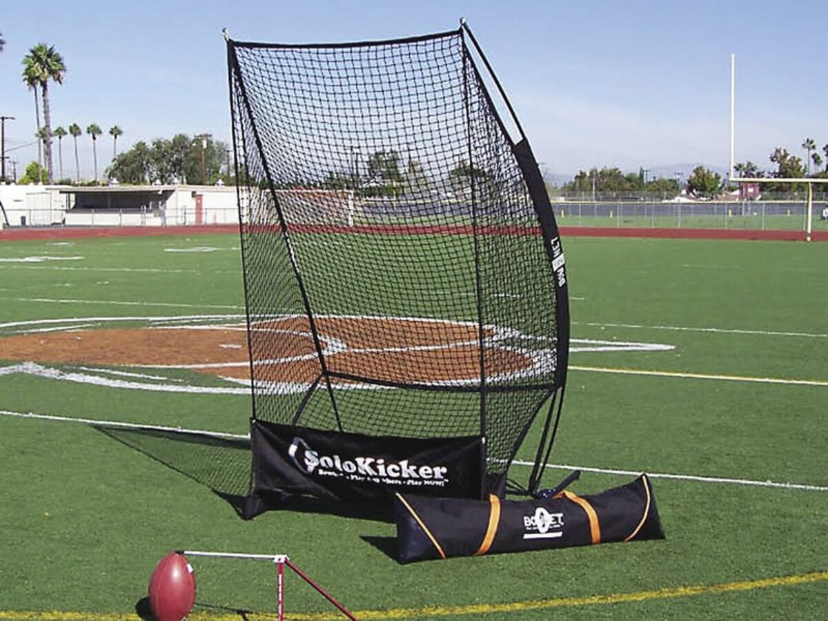 KICKING NET | Rae Crowther