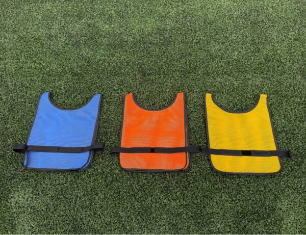 VEST GROUP SHOT BACK Vest group shot back