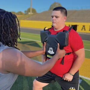 PRO STRIKER VEST - Image 2