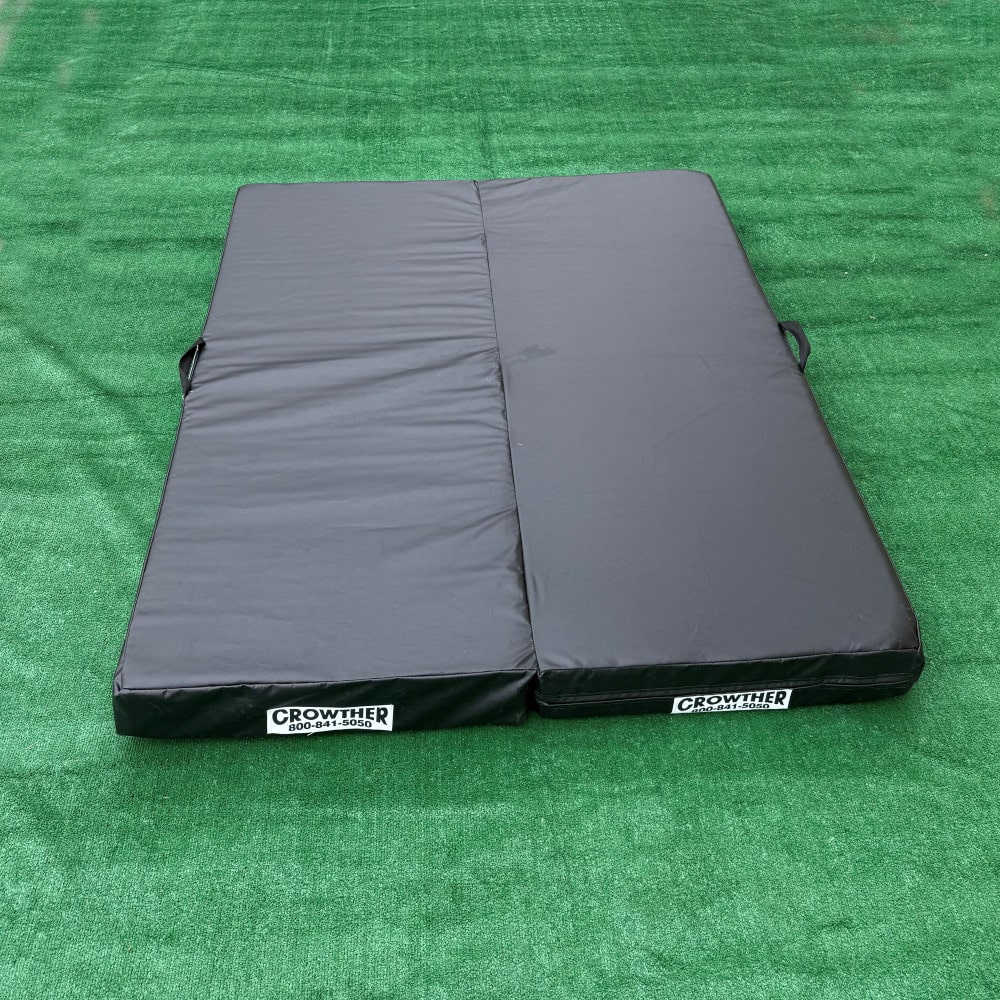 Mat Rae MINI FOLDABLE LANDING MAT – Rae Crowther